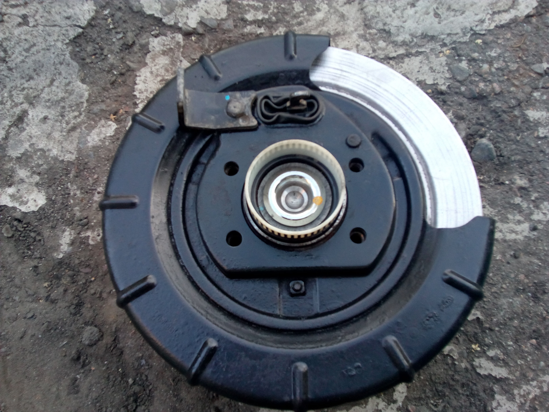 Ремонт заднего бампера, номера креплений и клипс — Nissan Bluebird ...