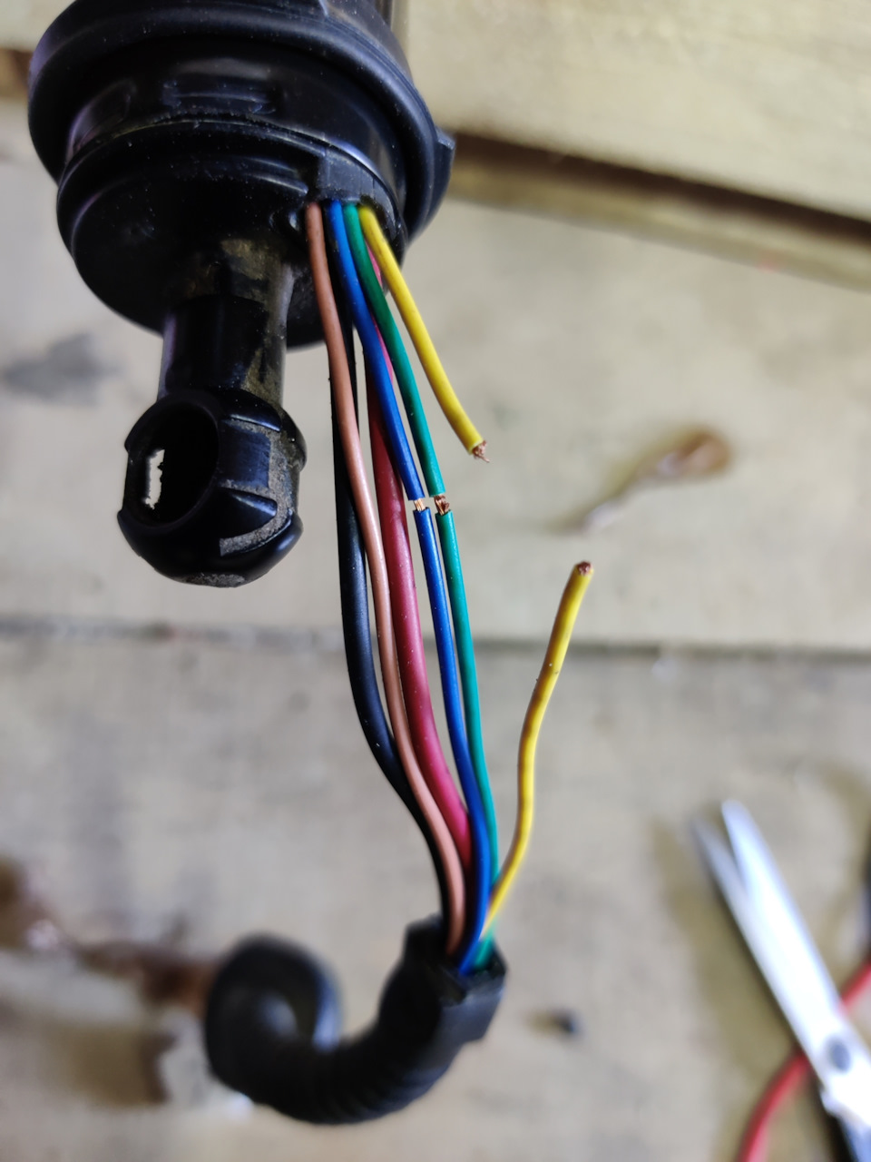 Пример обрыва (переламывания) проводки привода — Mazda CX-5 (2G)