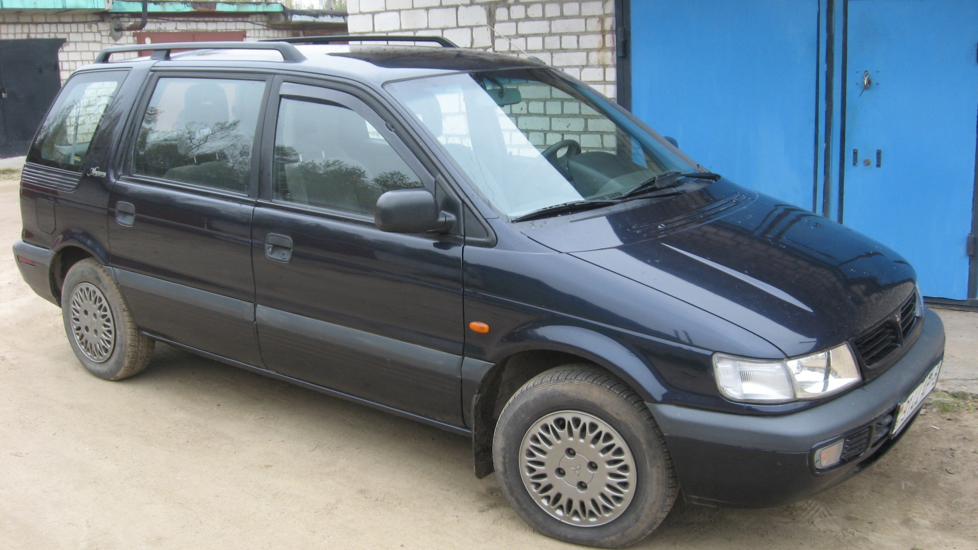 Mitsubishi Space Wagon (2G) 2.0 бензиновый 1998 | GLX на DRIVE2