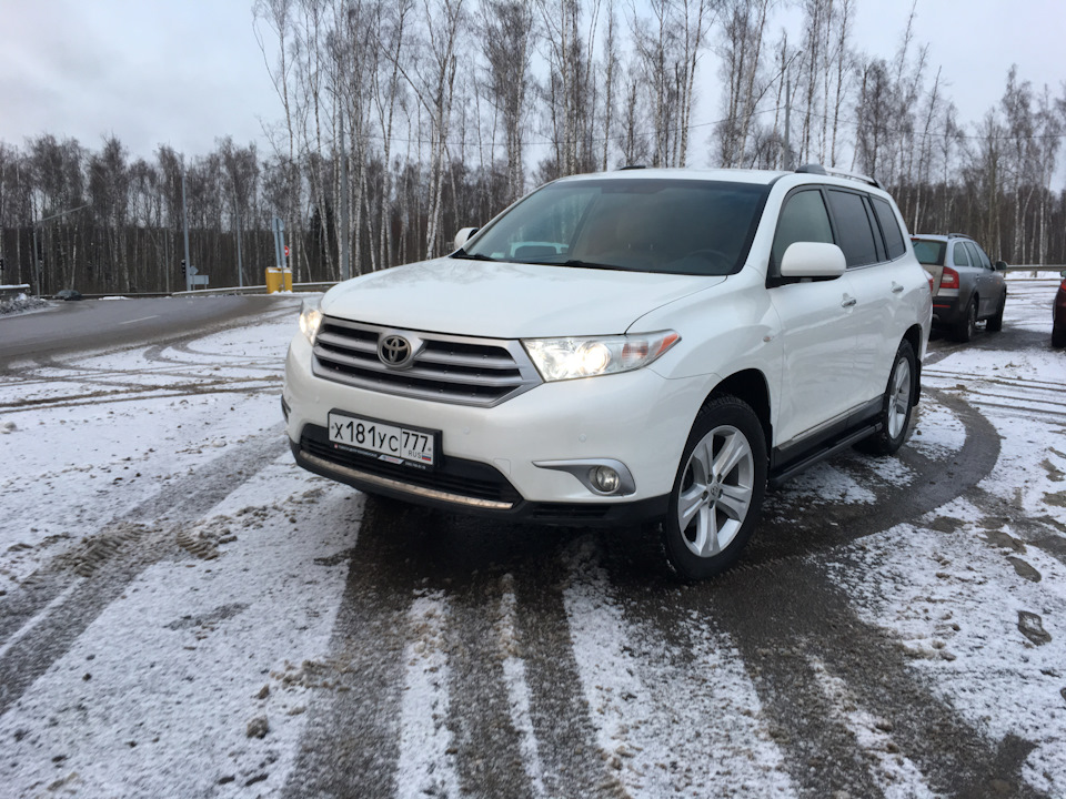 Toyota Highlander 2012 Р±РµР»С‹Р№