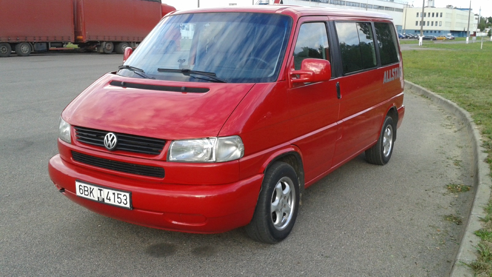 Коса морда т4. Transporter 2000. БМВ И Фольксваген т4. Транспортер 2000 года. VW t4 с косой мордой.