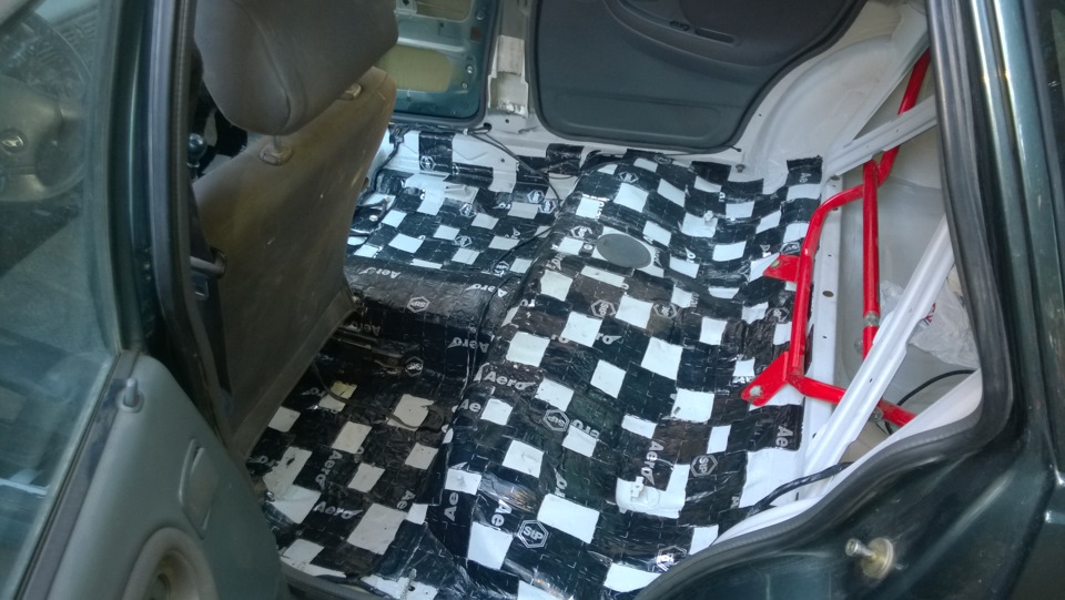 Днище дэу нексия n150. 7caa0as 960. Днище дэу нексия n150 фото. Днище дэу нексия n150-7caa0as 960. картинка Днище дэу нексия n150. картинка 7caa0as 960. Доброго времени суток ребята, подписчики и так мимо проходящие картинки посмотревшие!Сегодня расскажу и покажу то чего происходит с машиной, а ничего до недавнего времени не происходило. КсюшкЕ просто висела на подъёмнике. Но все течет, всё меняется, и вот работа "закипела". Напомню какой мы её оставили в прошлой записи.И так включаем play, поехали