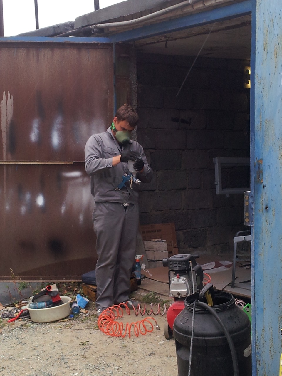 Обработка пескоструем и покраска кузова. — Nissan Atlas, 3,2 л, 1999 ...