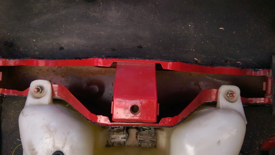 Ржавчина в багажнике. — Mitsubishi Eclipse (2G), 2 л, 1995 года ...