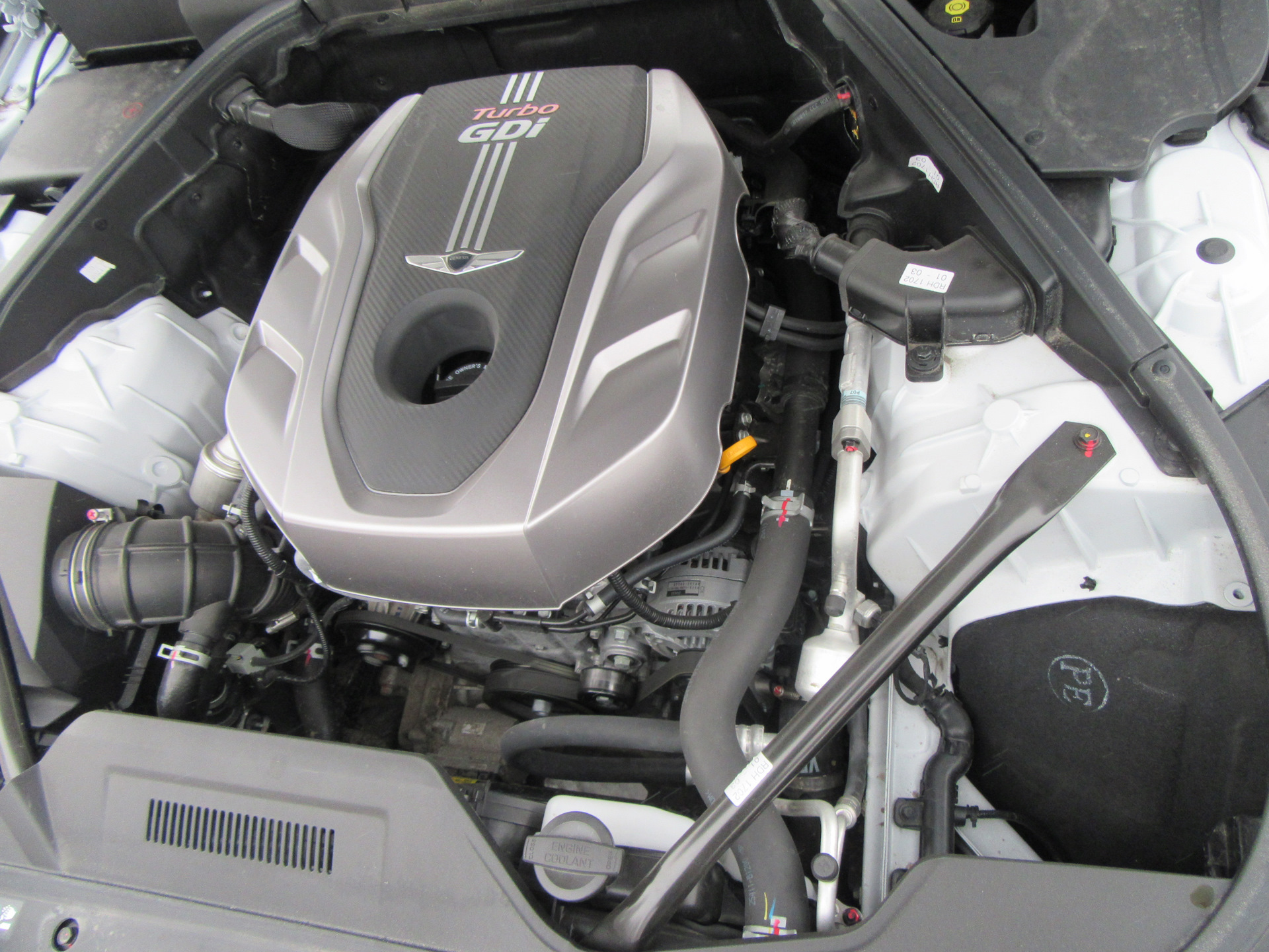 Прикурить genesis g80. Genesis g90 мотор 3. G90 двигатель. Genesis g90 двигатель. Мотор дженезис g90.