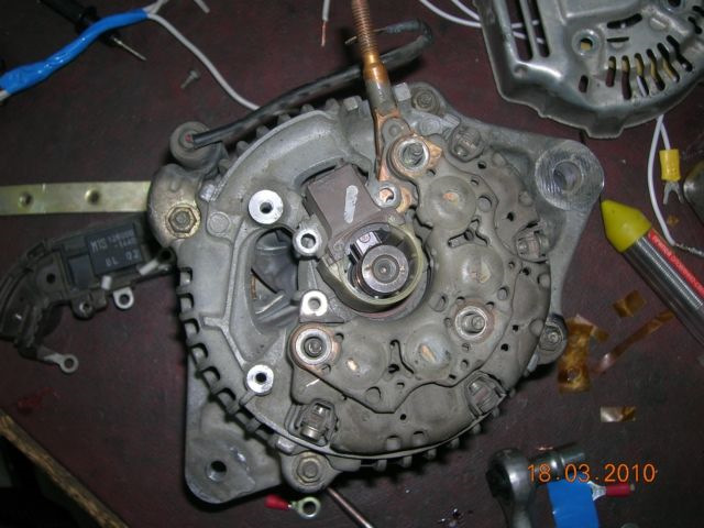 Нет зарядки генератора тойота королла