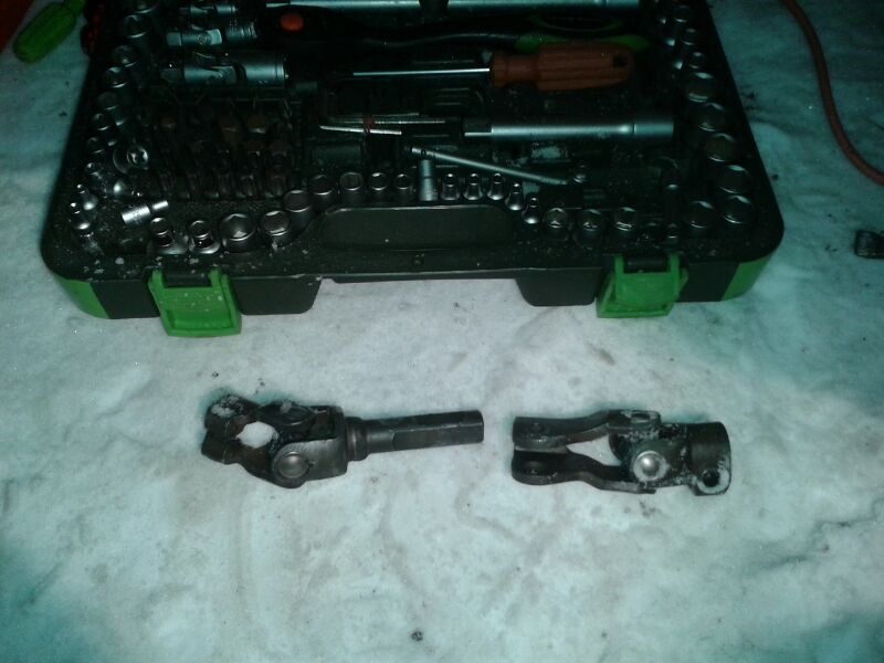 Замена тарельчатой пружины в рулевой рейке — Lada Калина хэтчбек, 1,6 л ...