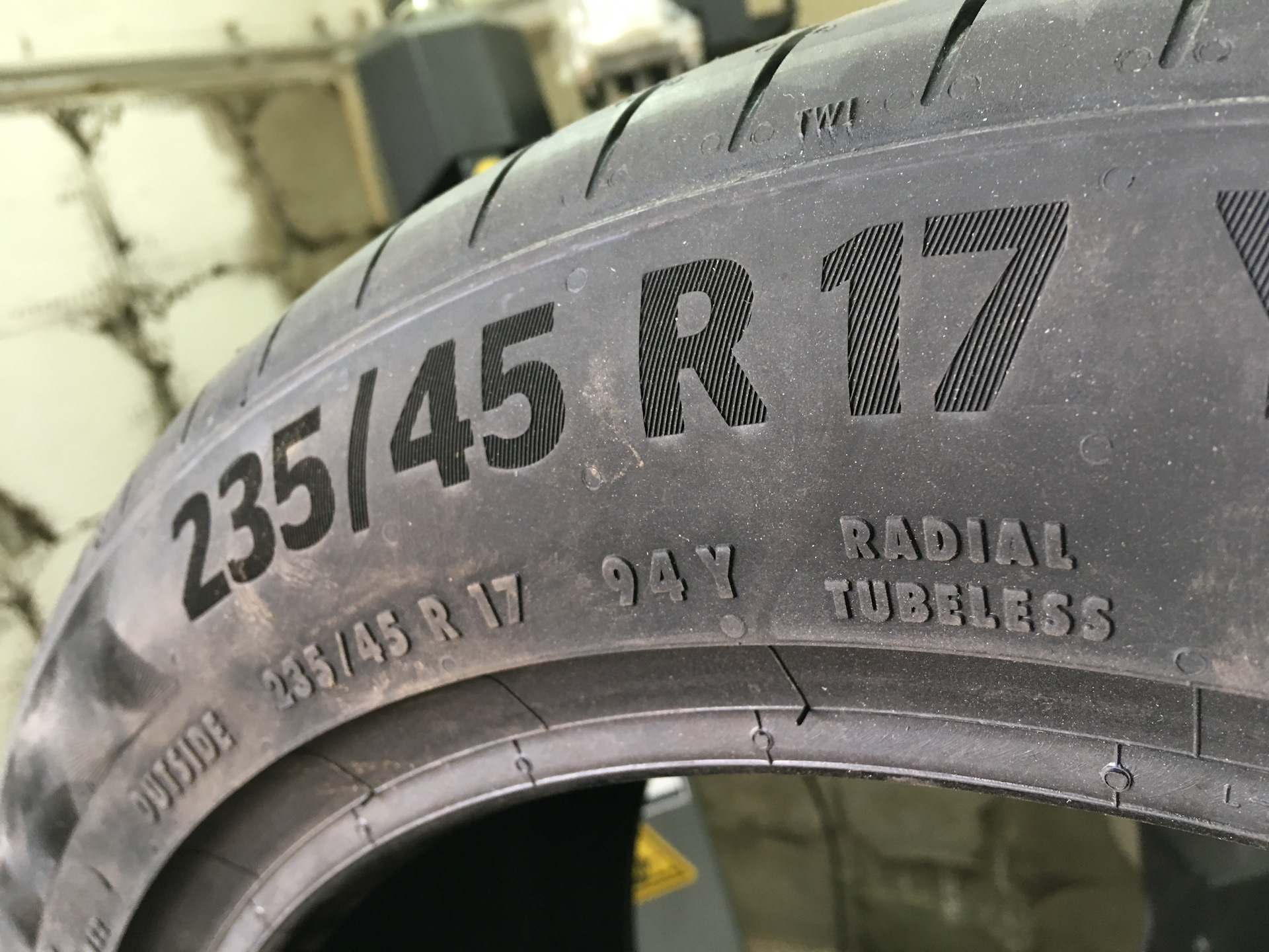 Continental ContiPremiumContact 6 235/45 R17 — VredesteinRussia на DRIVE2