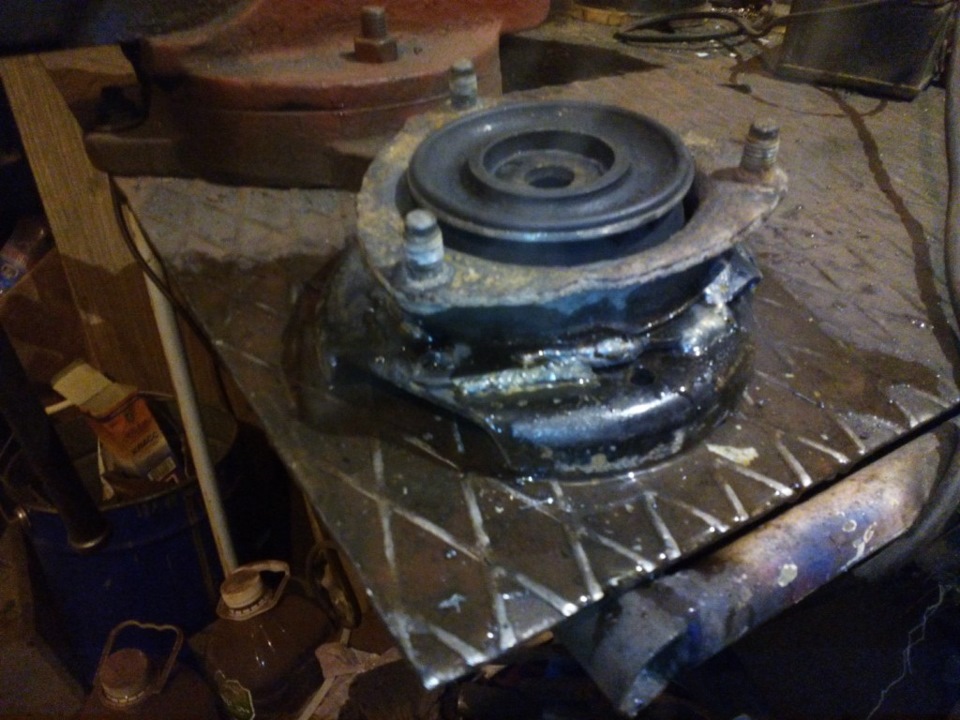 Сайлентблок задней стойки-чем заменить? — Сообщество «Mazda 626» на DRIVE2