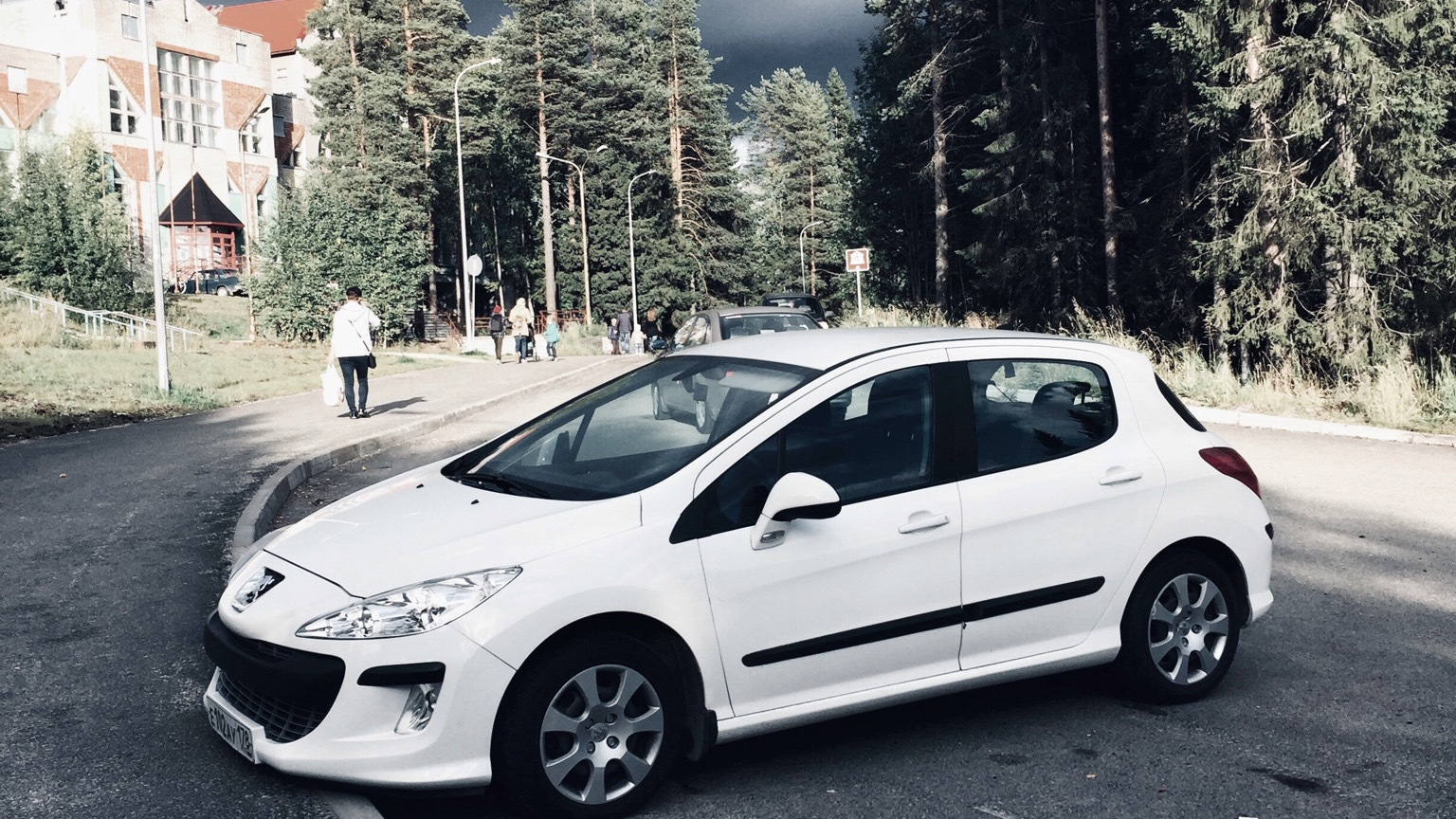 Peugeot 308 (1G) 1.6 бензиновый 2010 | Белый Пижон... на DRIVE2