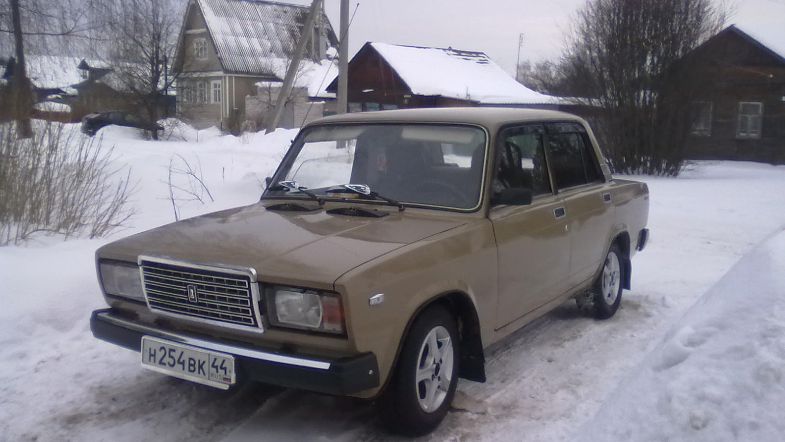 Lada 21070 1.5 бензиновый 1984 | Вонище выхлопом в салоне на DRIVE2