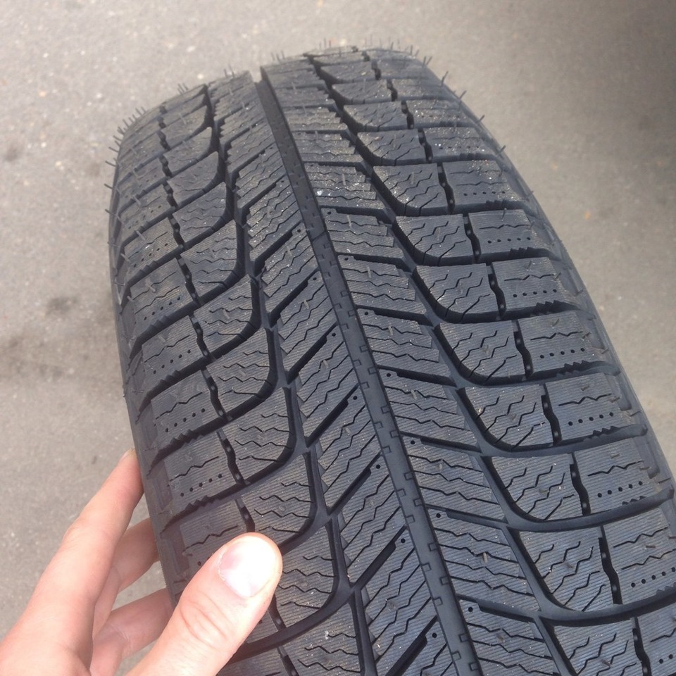 Michelin x ice 3 r15. Мишлен липучка x-Ice 3. Michelin x-Ice Snow 185/65 r15. Michelin x-Ice 3 185/65r15. Michelin x-Ice r15 205 65.