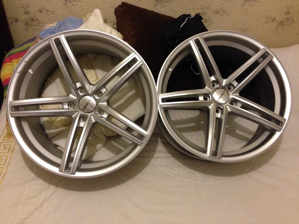 Диски Vossen vfs5