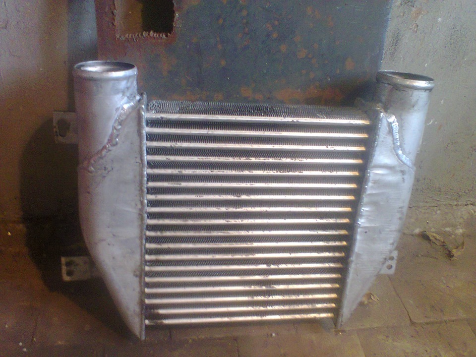 Д245 интеркулер. Д245 интеркулер. Интеркулер зил 131 д-245. Интеркулер паз 4234. Д245 интеркулер.