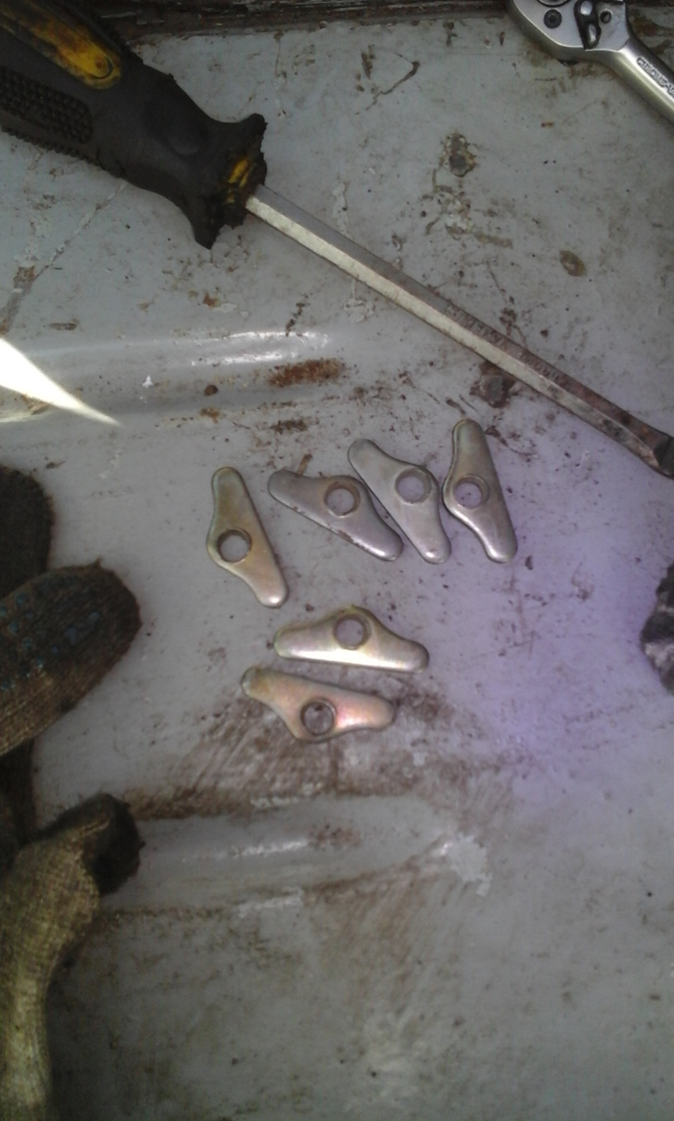 Настройка клапанов. — УАЗ 3962, 2,4 л, 2001 года | своими руками | DRIVE2