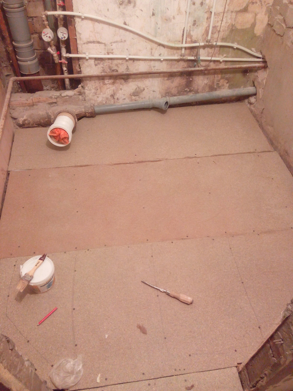 Половых дел мастер. Замена старого пола на новый своими руками ...