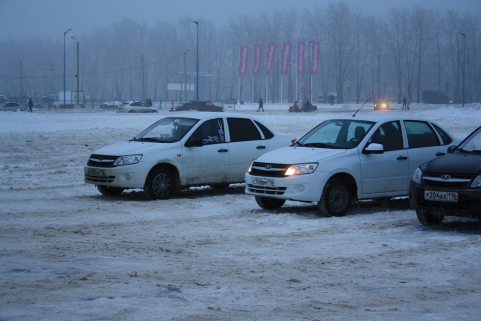 Фотоотчет со встречи Грантаводов у Медиа Маркта (2.12.2012) Набережные ...