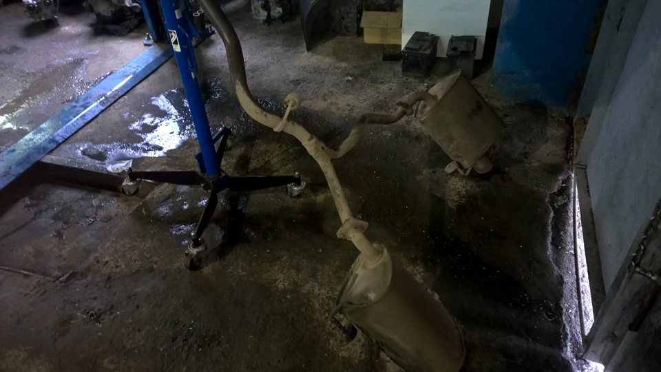 Фото в бортжурнале Subaru Legacy (BL/BP)