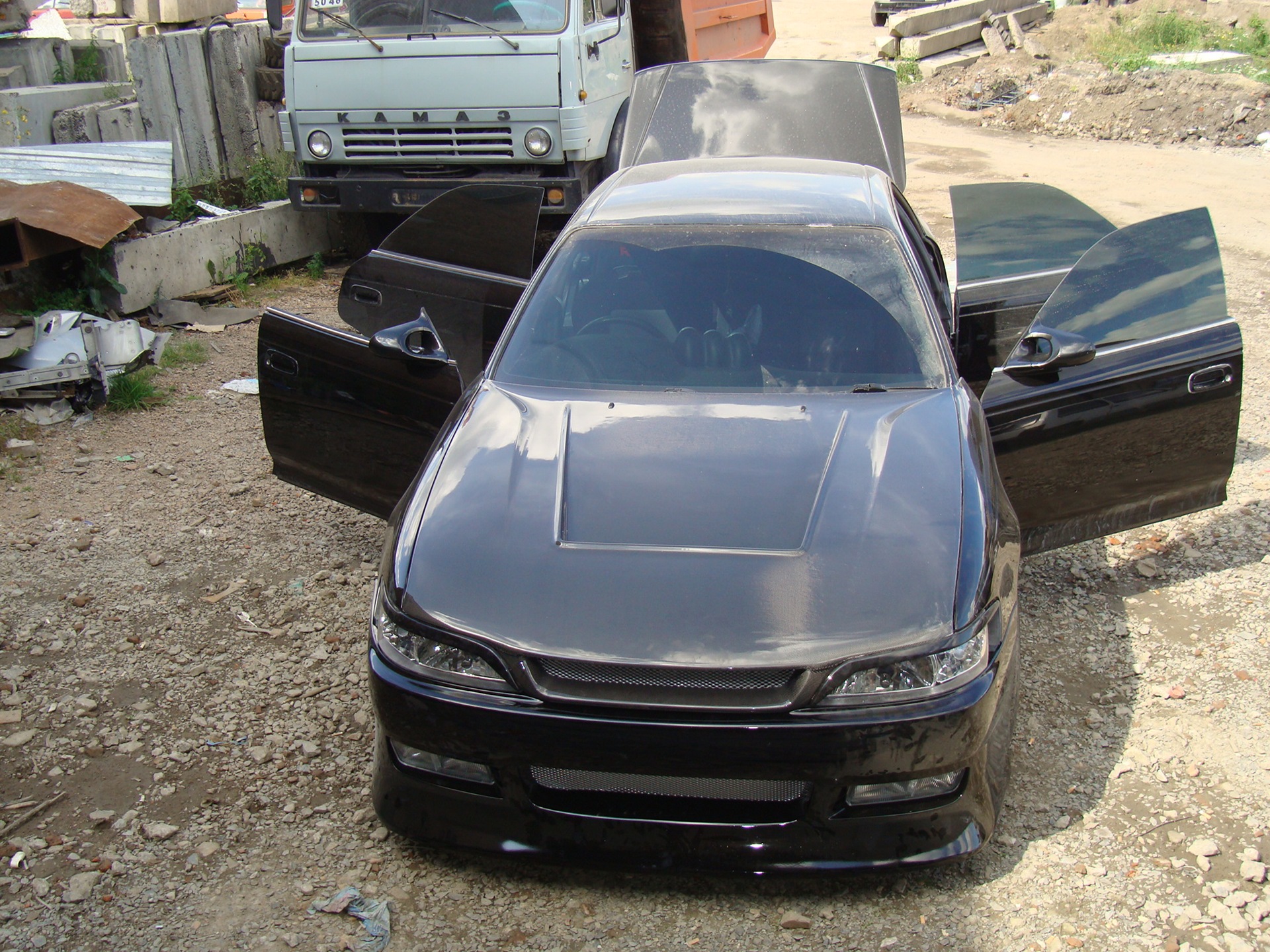 Assembly Process Day One - Toyota Mark II 25L 1995