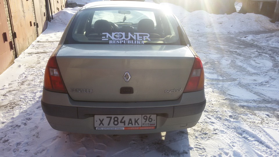 наклейка — Renault Symbol, 1,4 л, 2004 года | аксессуары | DRIVE2