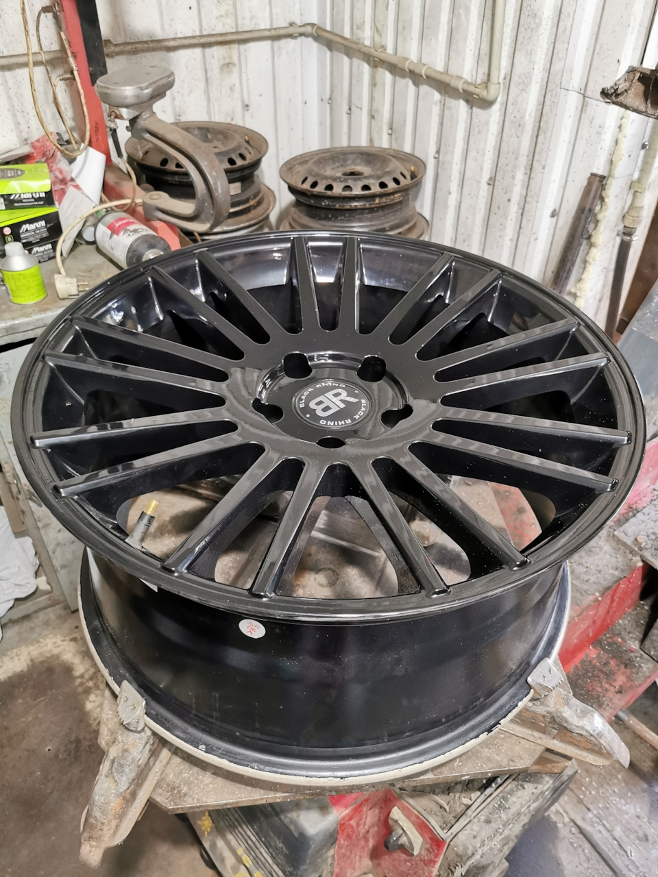 Диски Black rhino r20 + резина Toyo + датчики + секретки — Jeep Grand ...