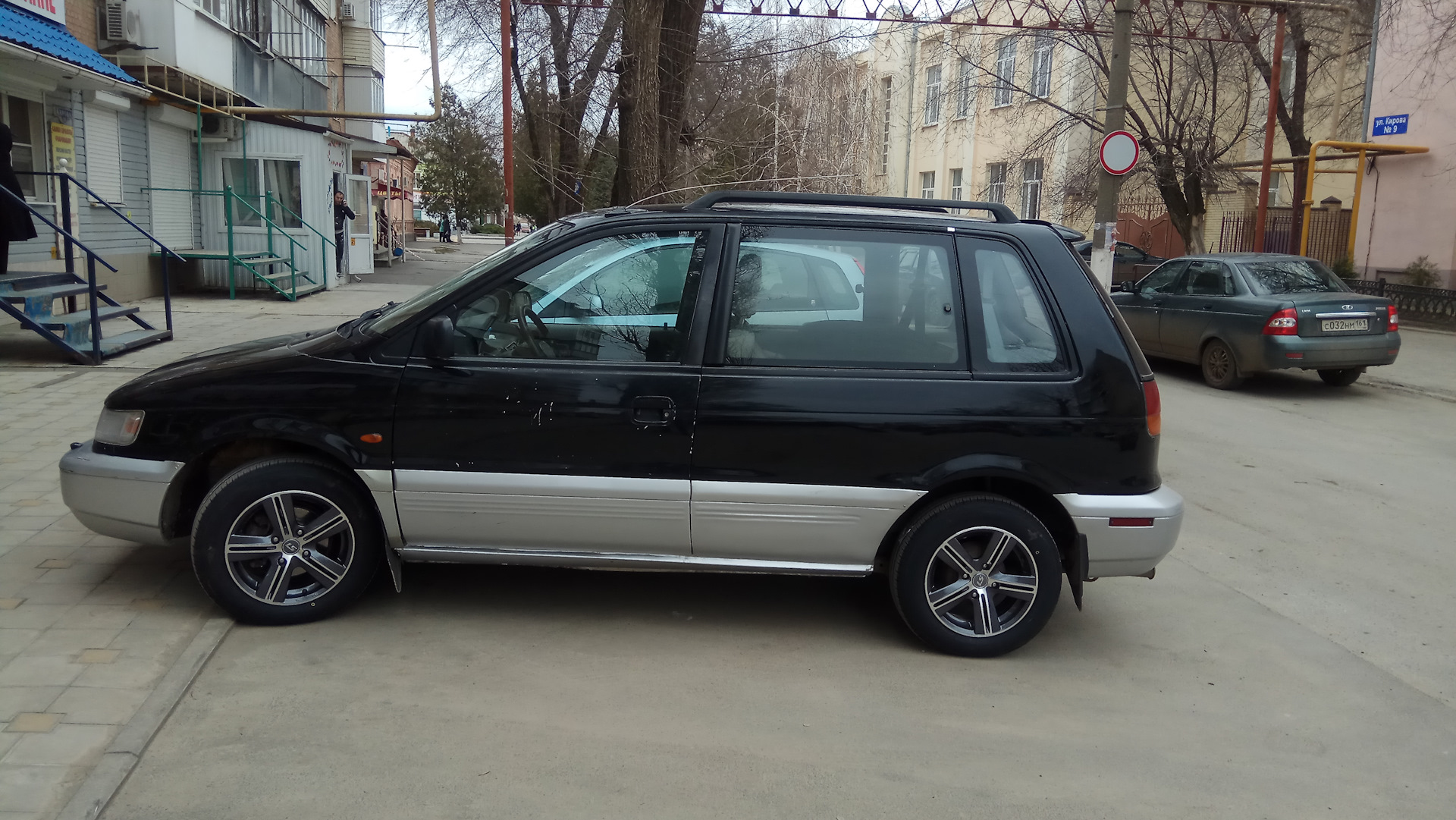 шины митсубиси спейс раннер. Mitsubishi chariot 1994 мотор. шины митсубиси спейс раннер. Mitsubishi space runner 1. митсубиси спейс раннер.