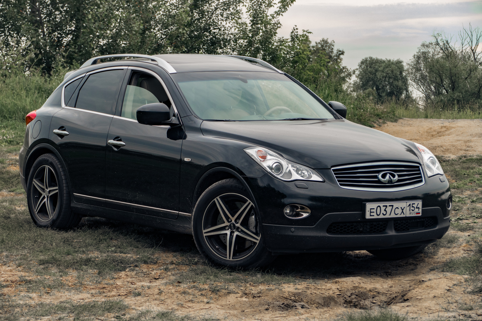 Ex 37. Инфинити ех25. Инфинити е Икс 35. Infiniti ex35. Инфинити ex35 2008.