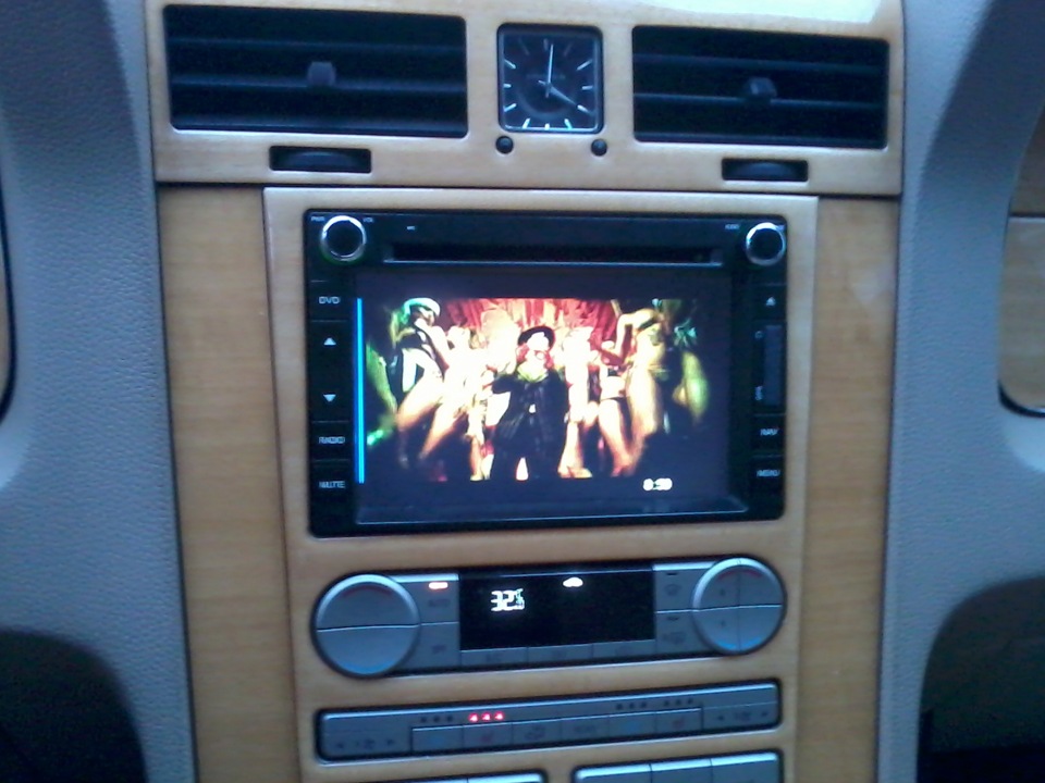 Магнитолы линкольн навигатор 2. Магнитола линкольн навигатор. Магнитола lincoln navigator 3. 6l7t18c985-ab. Линкольн навигатор магнитола.