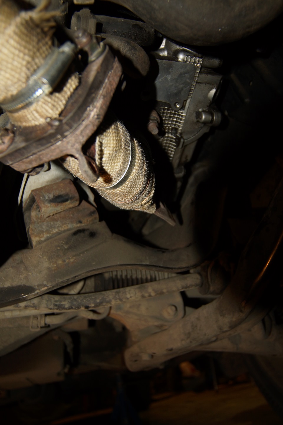 Замена выпускных прокладок и обмотка термолентой — Subaru Forester (SG ...