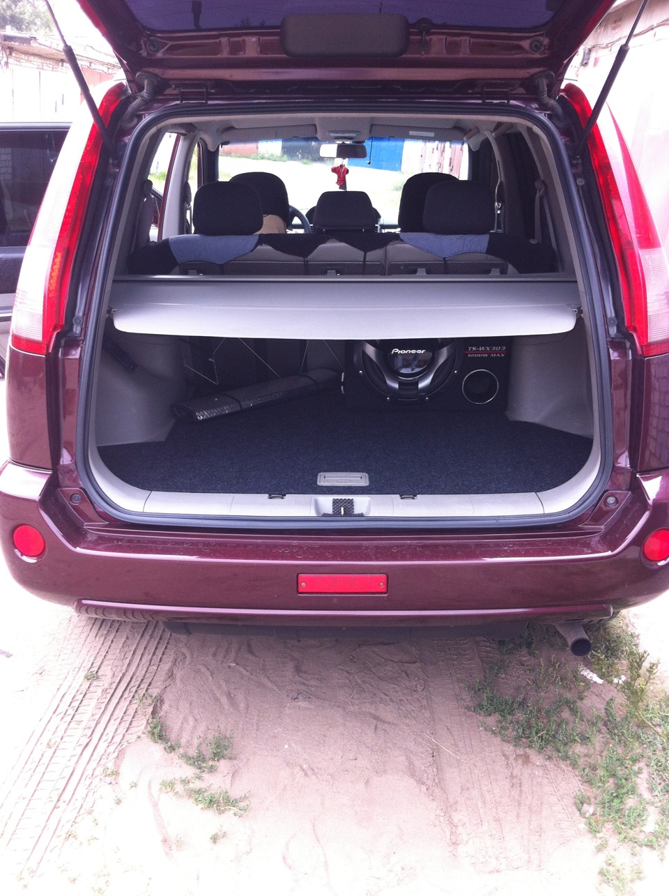 багажник — Nissan X-Trail I, 2 л., 2004 года | тюнинг | DRIVE2