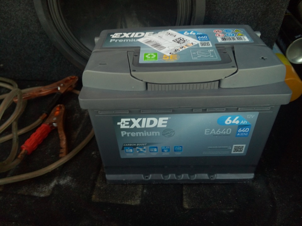 Аккумулятор Exide Premium EA640 — Skoda Octavia A7 Mk3, 1,8 л, 2013 года, расходники