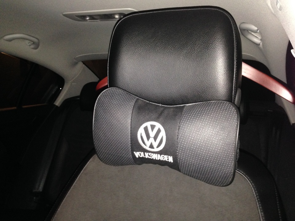 Подушки VW — Volkswagen Passat B7, 1,8 л, 2013 года | аксессуары | DRIVE2