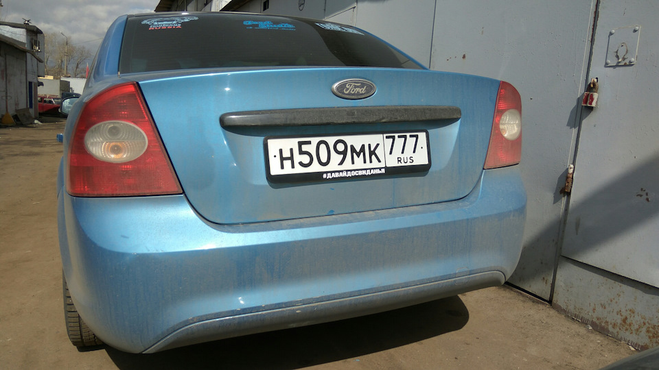 Замена задних фонарей — Ford Focus Sedan II, 1,6 л, 2008 года | своими ...
