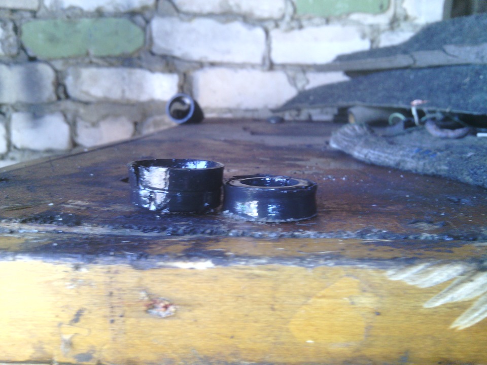 Потек главный цилиндр сцепления — ЛуАЗ 969, 1,5 л, 1990 года | своими ...