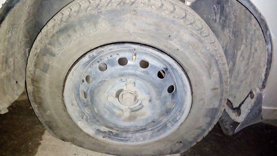 Переобувка + прИкол — Daewoo Lanos, 1,5 л, 2003 года | шины | DRIVE2
