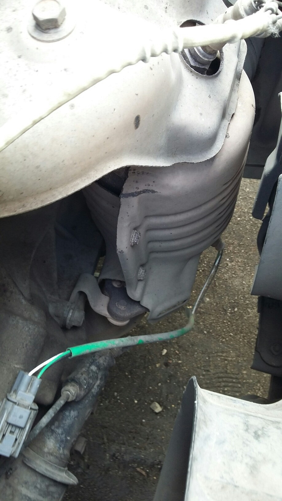 Треснул выпускной коллектор — Honda Civic Ferio (6G), 1,5 л, 1999 года ...