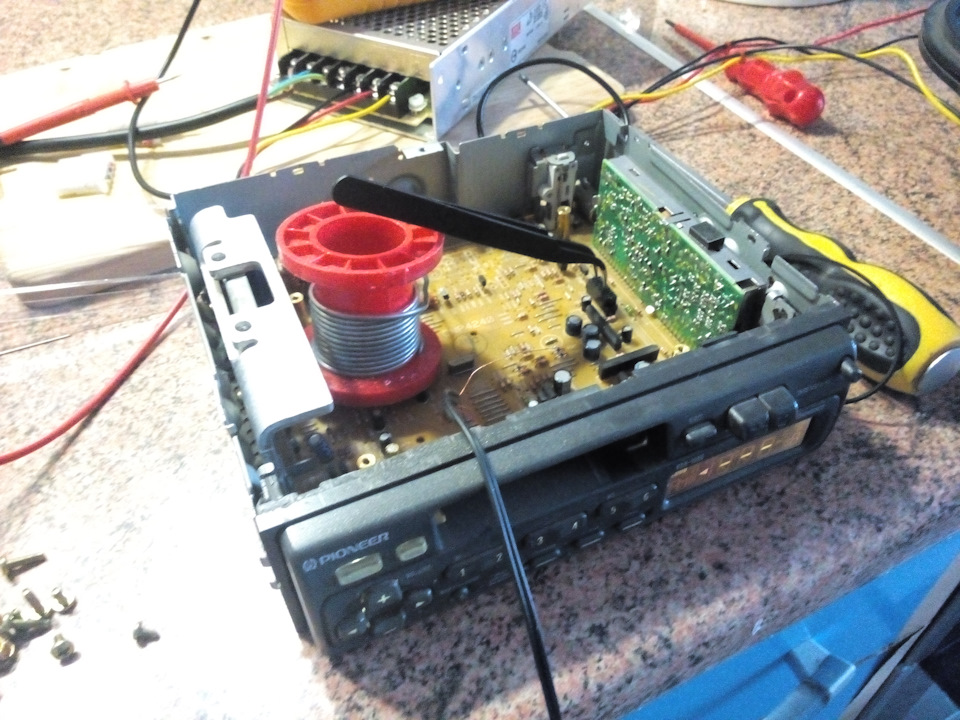 Магнитола. PIONEER KEH-1550. — BMW 3 series (E30), 1,8 л, 1986 года ...