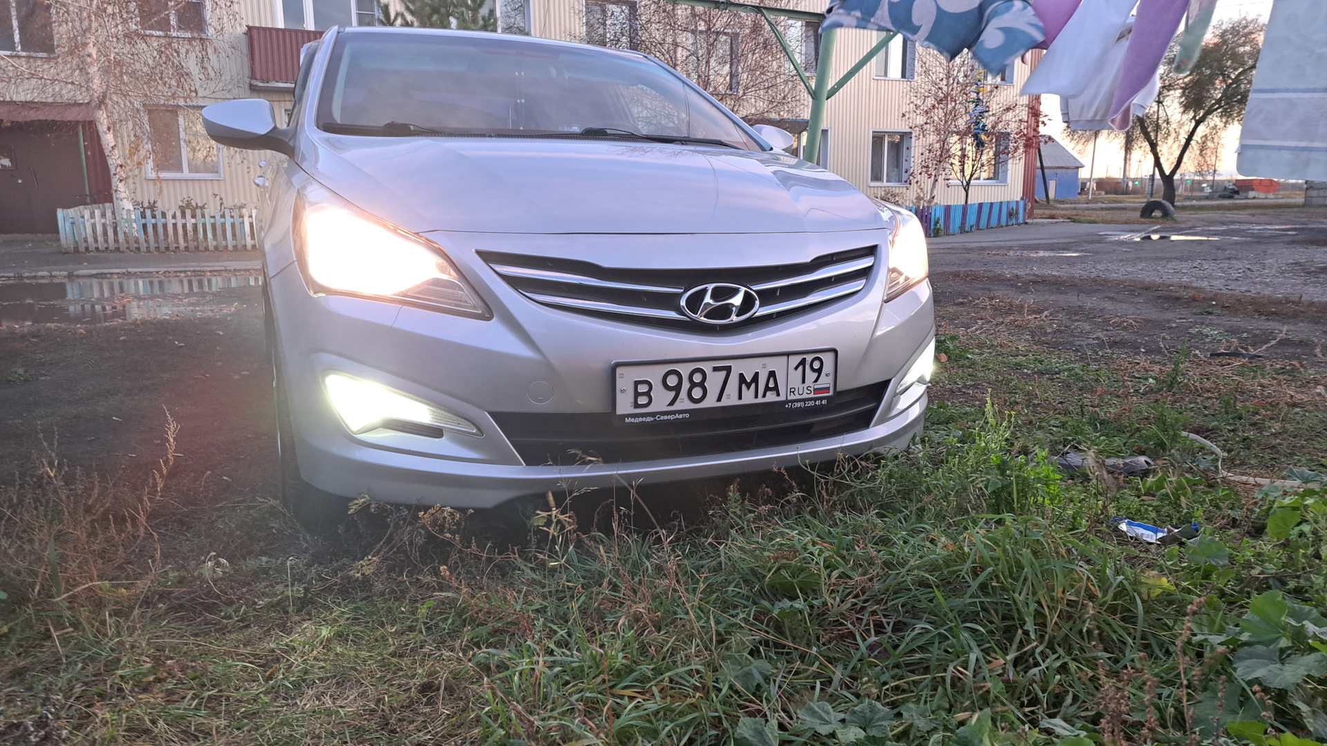 Hyundai Solaris 1.6 бензиновый 2014 | Солнечный на DRIVE2