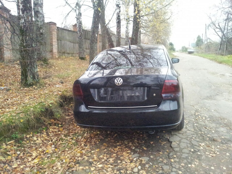 Тонировка задних фар — Volkswagen Polo Sedan, 1,6 л, 2011 года | тюнинг ...