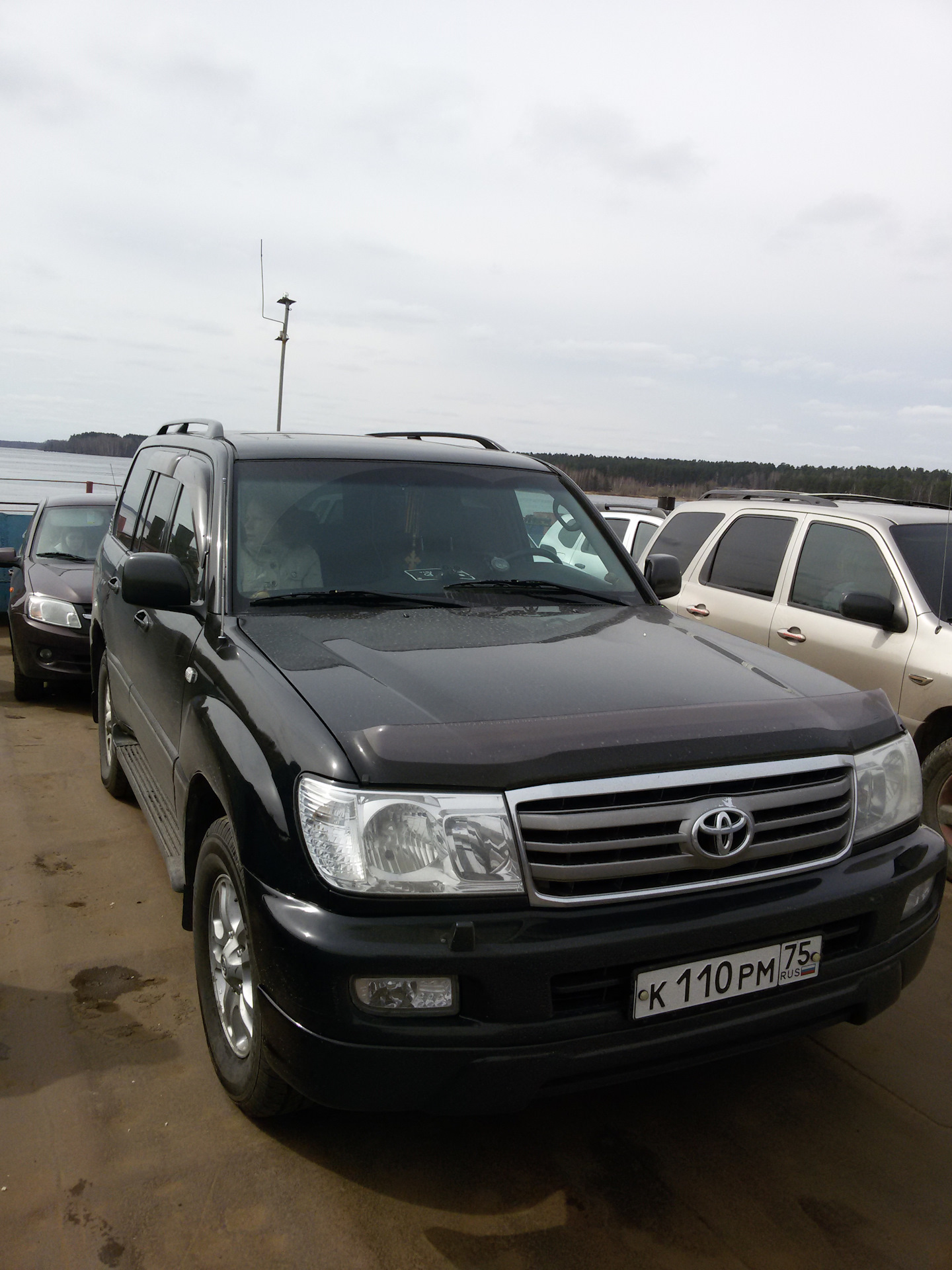 Сгонял на праздники в мини путешествие Москва- Мышкин-Ярославль — Toyota  Land Cruiser 100, 4,7 л, 2003 года | путешествие | DRIVE2