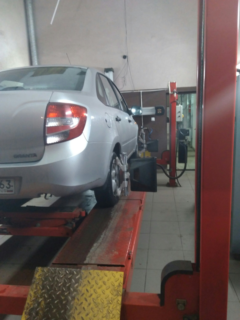 Развал-схождение — Lada Гранта, 1,6 л, 2012 года | визит на сервис | DRIVE2