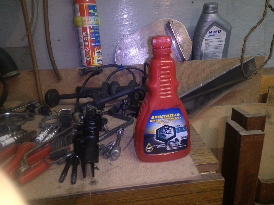 Жидкость которой мы пользовались при снятия нагара с клапанов и ...