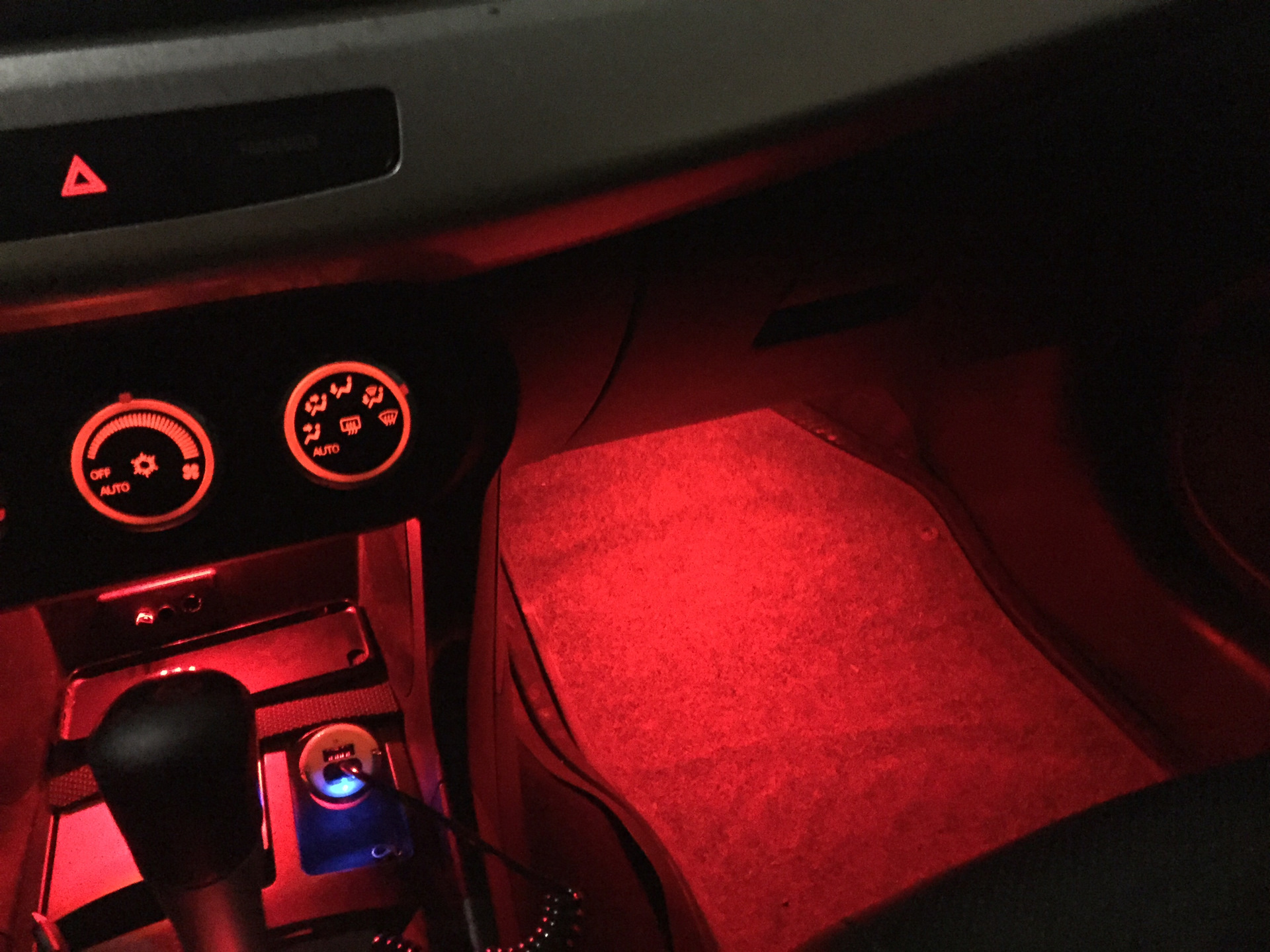 led подсветка салона mitsubishi lancer 10