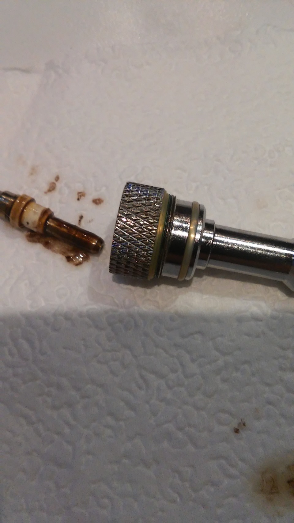 схема системы кондиционирования автомобиля. новый испаритель не работает. дрипка на ijust 2. испаритель сетчатый или спиральный. новый испаритель не работает.