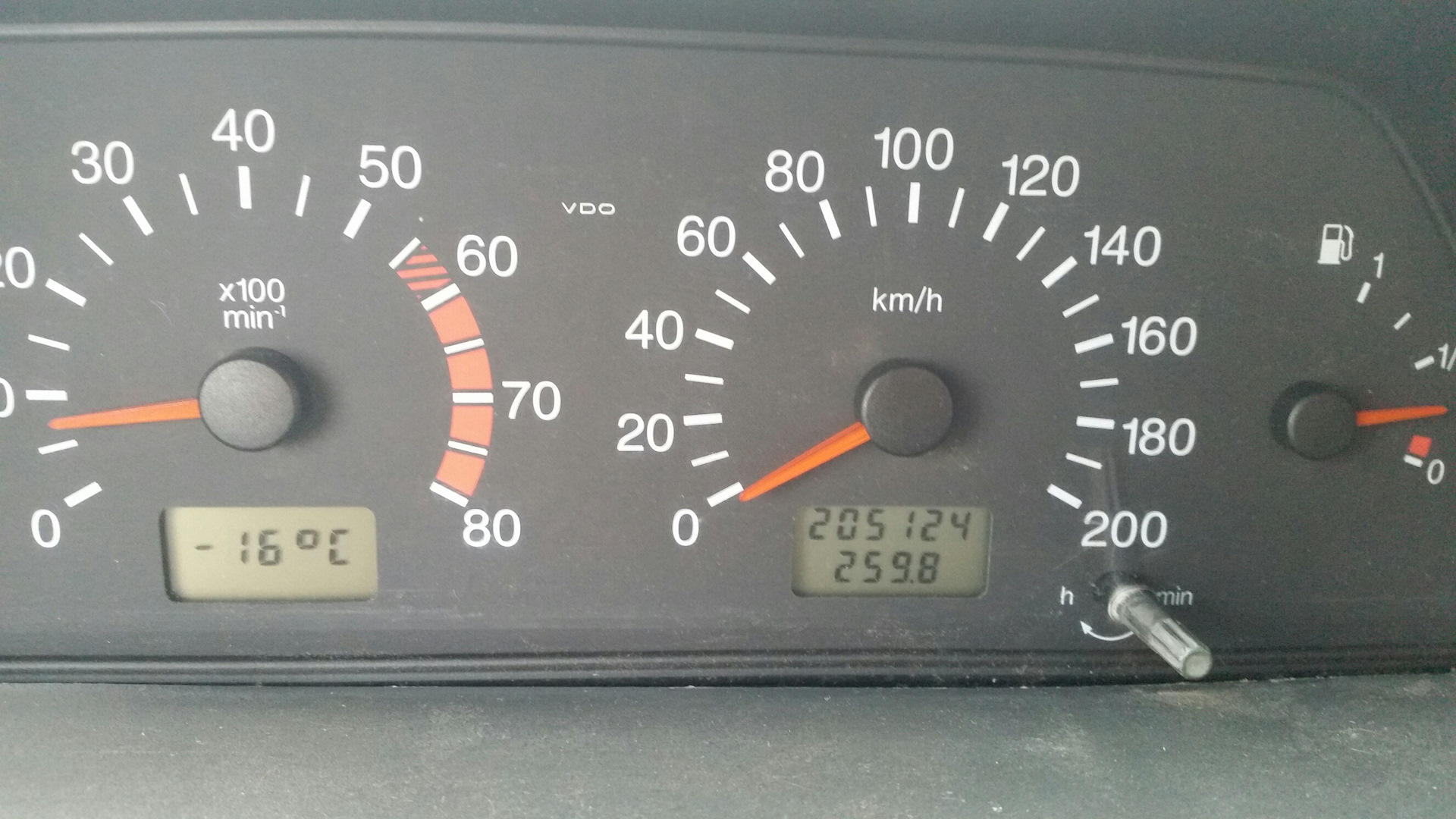 Приборка, распорка и малость деталья — Lada 2114, 1,5 л, 2004 года ...