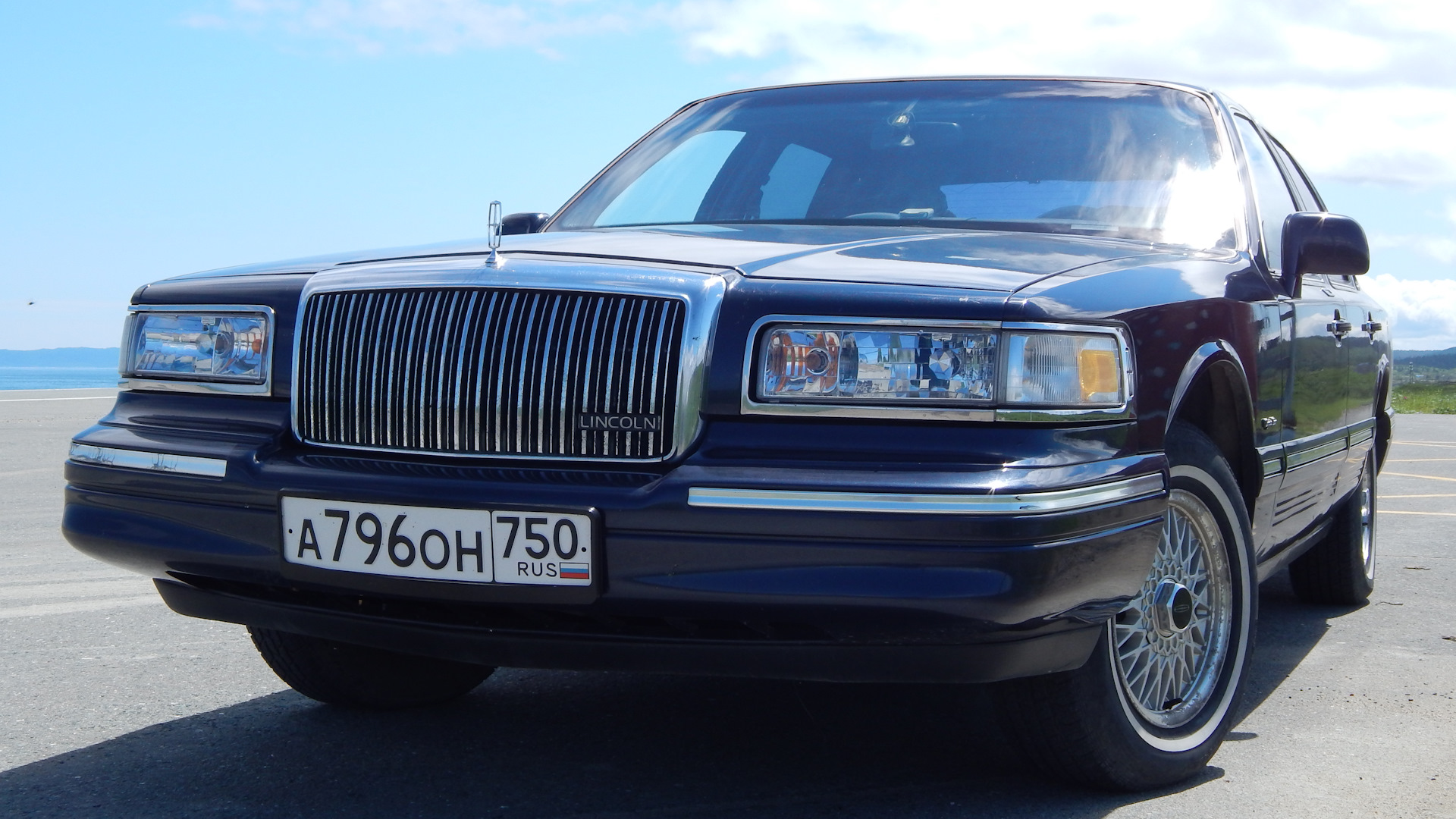 Lincoln Town Car II 4.6 бензиновый 1997 | на DRIVE2