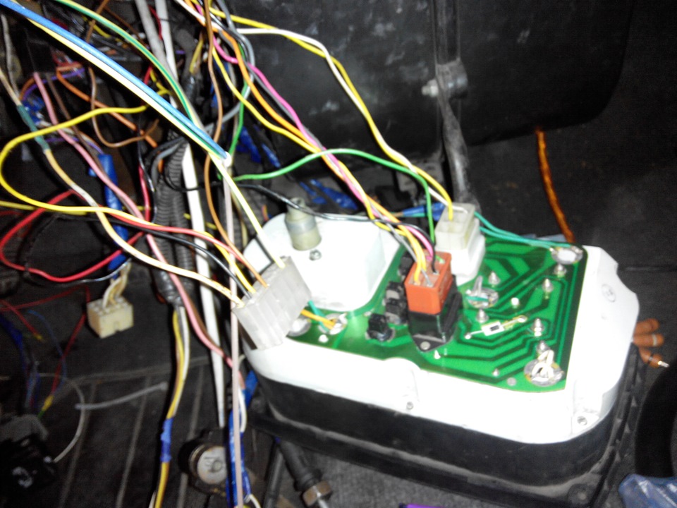 Подготовка №2 к МегаПанели : переделка проводки под люкс разъёмы — ЗАЗ ...