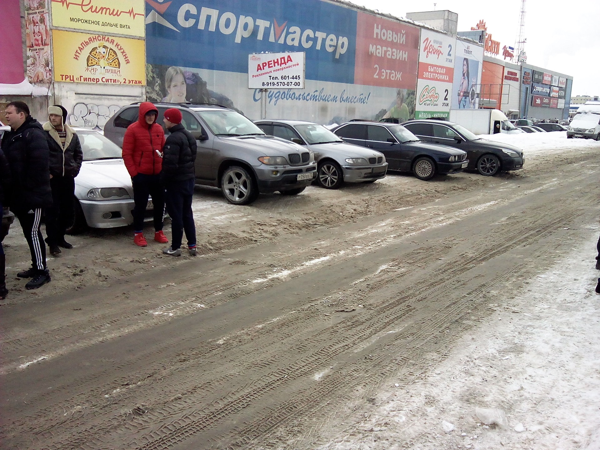 Гипер виват ярмарка. Салам Сити Яблоновский. Салам Сити. Магазин Салам Теренсай.