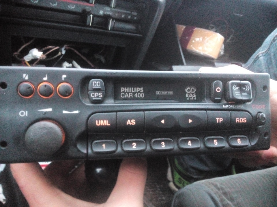 Продам Оригинальную магнитолу ОПЕЛЬ (филипс) — Mazda 323 IV, 1,6 л ...