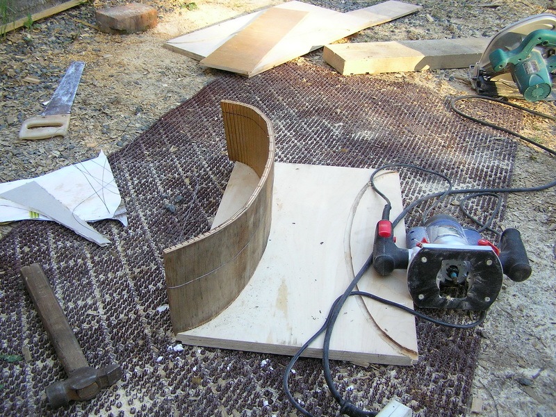 Короб под саб! День 1 (строим экспо порт) — Mazda 323 IV, 1,6 л, 1990 ...